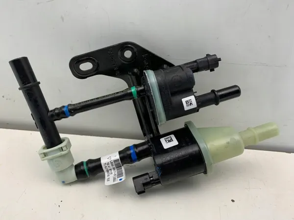 Ford Bränsletrycksventil OEM LX68-9E817-EB Begagnad image 2