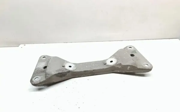 Support de Boîte BMW OEM 6861402 pour Série 1 F20 image 2