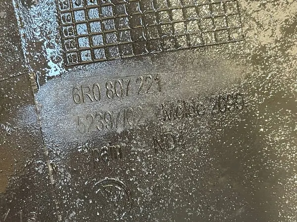 VW Polo V 5 6R 09-14 Paraurti Anteriore image 7