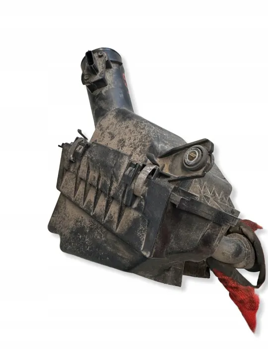 Ilmansuodinkotelo OEM 221 Infiniti G37 3.7L:lle image 4