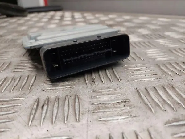 Audi A3 RS3 8V Achteras Actieve Vering Module 8V0907376E image 3