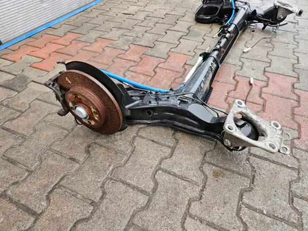 Eje trasero CITROEN DS5 OEM - Usado image 3