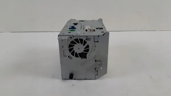 Rádio Volvo V60 II OEM P32247694AA - Usado image 4