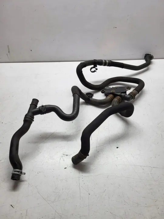 BMW E60 E61 Waterpomp Slang OEM 6911797 image 7