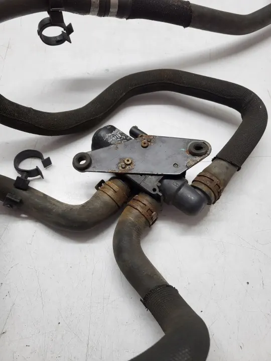 BMW E60 E61 Waterpomp Slang OEM 6911797 image 8