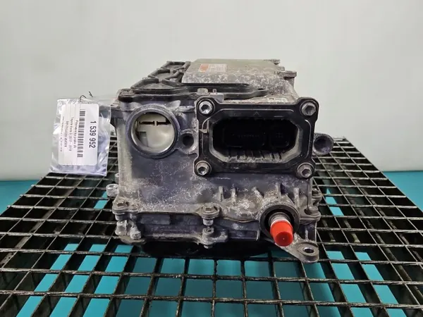 Toyota Auris II Invertteri OEM G9200-47190 image 3