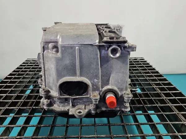 Toyota Auris II Invertteri OEM G9200-47190 image 9