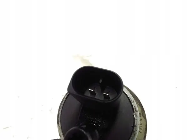 Hoge druk brandstofpomp BMW X5 E53 2005 OEM 6767383 image 4