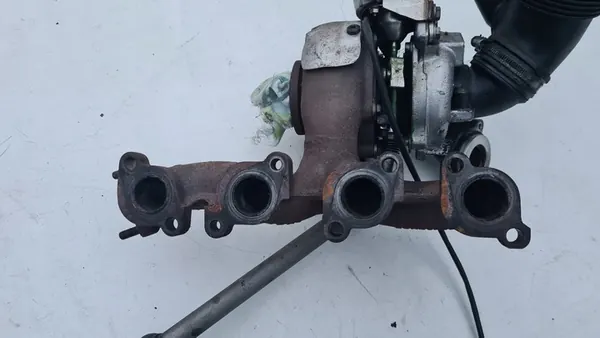 VW Golf VI 2.0 TDI Turbo 03L253019J image 3