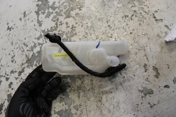 Jarrunesteastia OEM 460914796R Renault OE image 2