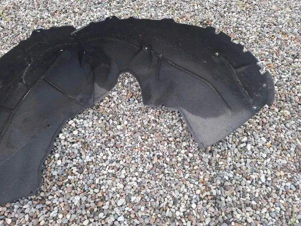 Tesla Y vasen takasiipe OEM 14926-15-00-B image 3
