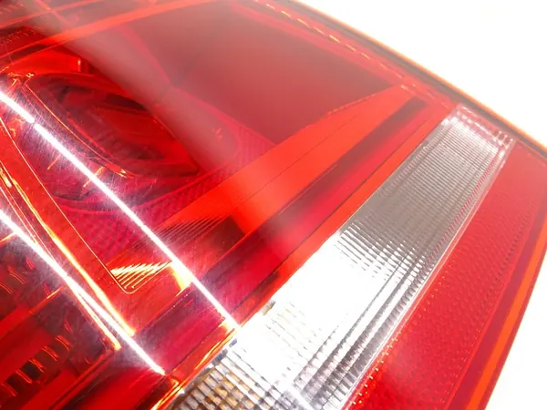 Lámpara LED Trasera Izquierda VW Touareg II image 4