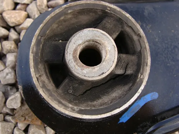 Braccio di controllo destro Renault Laguna III image 3