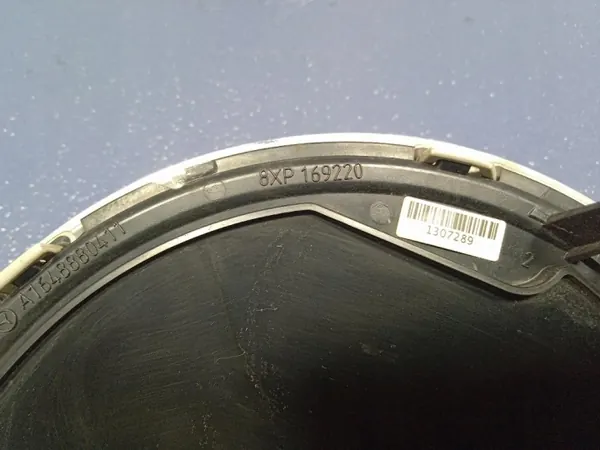 Mercedes Distronic Embleem OEM A1648880411 - Gebruikt image 6