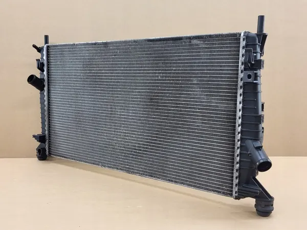 Vattenkylare Mazda 3 C-Max Focus II V50 C30 C70 image 2