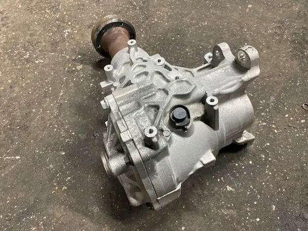 Redutor angular Volvo XC90 OEM 32249460 image 5