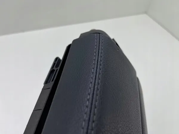 Mercedes GLB W247 middenconsole armsteun OEM image 8