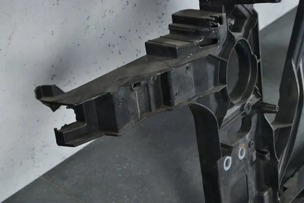 AUDI Q7 4L Reforço Frontal 2005-2015 OEM 4L0805594 image 3