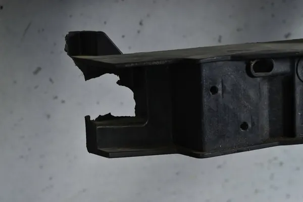 AUDI Q7 4L Reforço Frontal 2005-2015 OEM 4L0805594 image 4