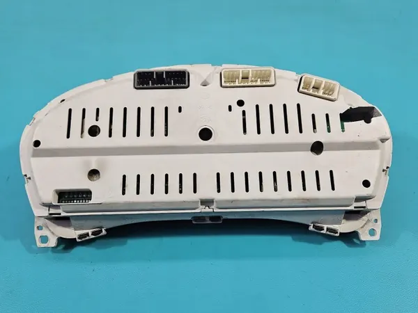 Hyundai Tucson Speedometer 94013-2E480 2.0 CRDI image 4