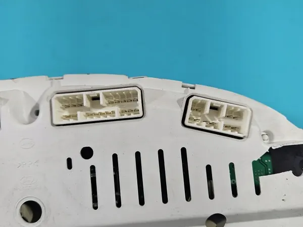 Hyundai Tucson Speedometer 94013-2E480 2.0 CRDI image 5