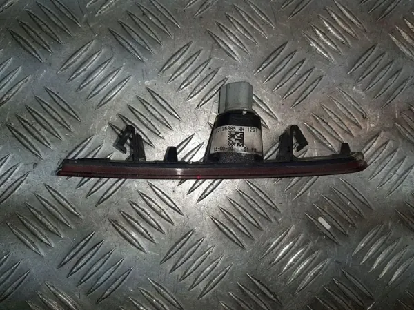 Reflector trasero derecho OEM 23126885 para Camaro 2016 image 3