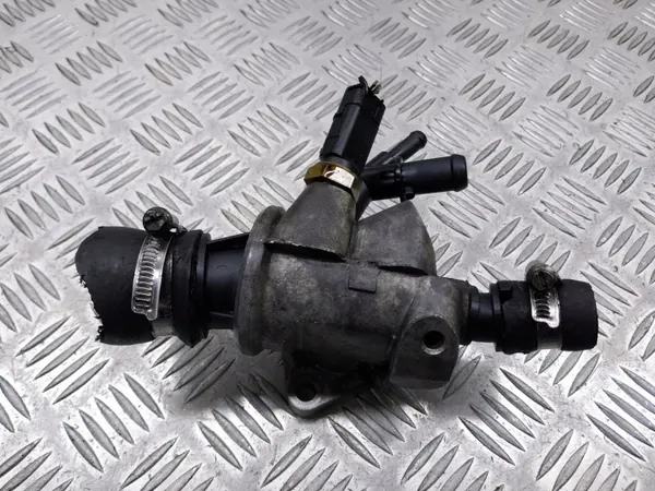 Caixa do termóstato OEM OBUDOWA TERMOSTATU Alfa Romeo 166 image 2