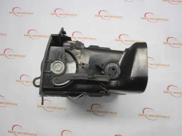 Grille de ventilation centrale Mercedes C-Class S204 W204 OEM A2049307454 image 5