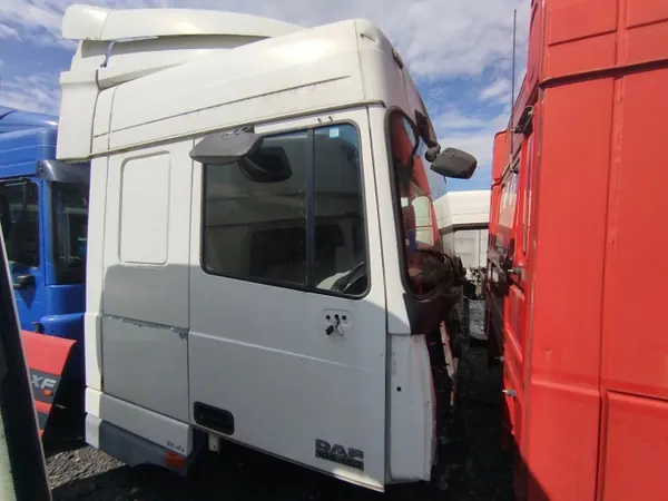 Gebrauchte DAF XF 105 Kabine - OEM XF 105 Teil image 2