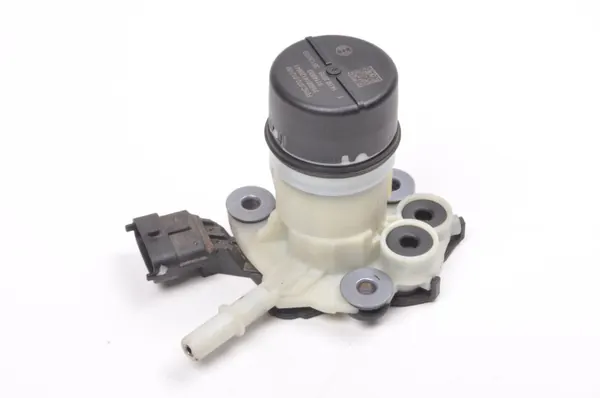 Land Rover AdBlue-pomp OEM F01C250150 - Gebruikt image 2