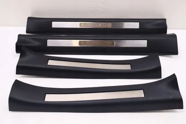 Lexus RX IV Kynnyslevyt OEM 67920-48130, 67930-48090 image 2