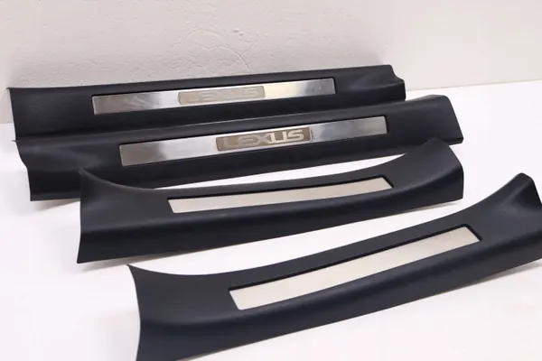 Lexus RX IV Kynnyslevyt OEM 67920-48130, 67930-48090 image 3
