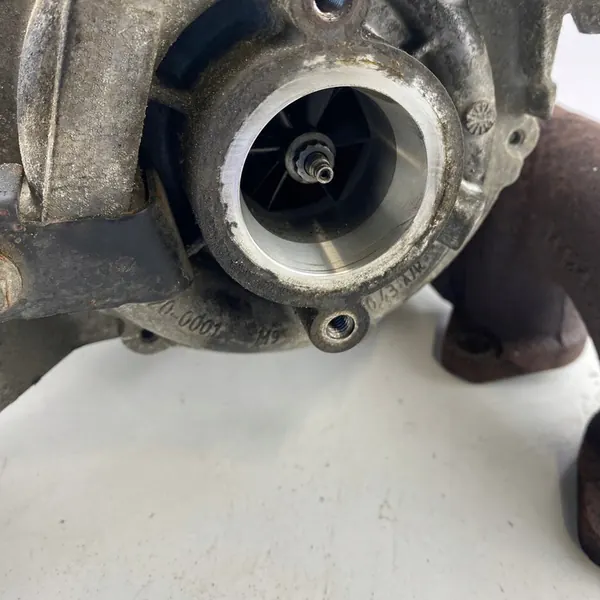 Turbo Renault Master Trafic Opel Vivaro 2.3 DCI image 3