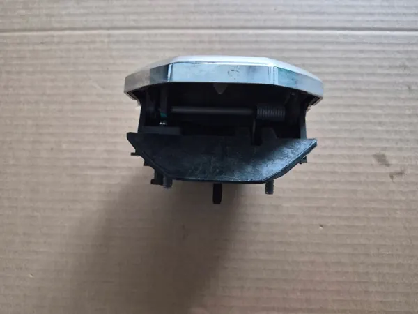 Asa de maletero MG ZS 17- Lift 2023 OEM - Usado image 3
