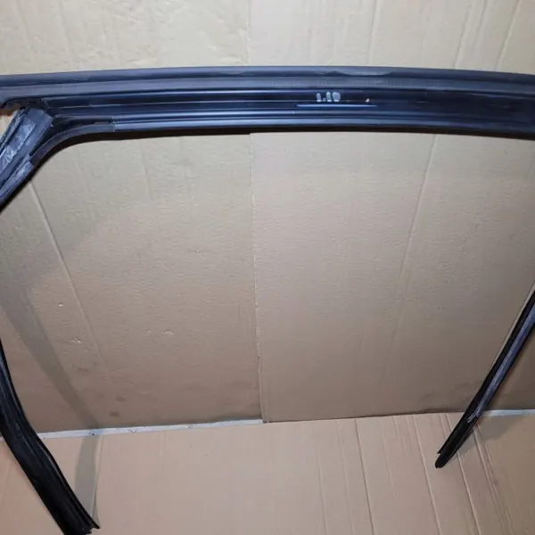 Raamrubber OEM 80F839431 links achter SQ5 Q5 Sportback image 7