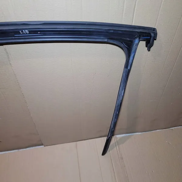 Raamrubber OEM 80F839431 links achter SQ5 Q5 Sportback image 8