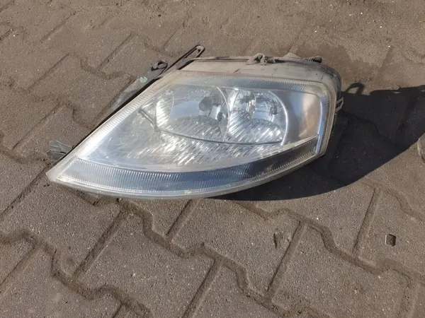 Linker Frontscheinwerfer OEM 9682673080 für Citroen C3 I image 2