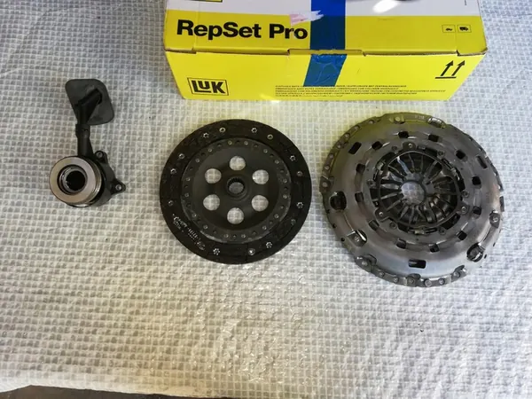 Schaeffler LuK Kytkinpaketti Ford Focus/Transit image 2