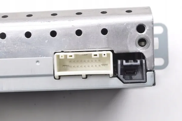 Radio MP3 USB AUX OEM 280215396R voor Renault Master IV image 6