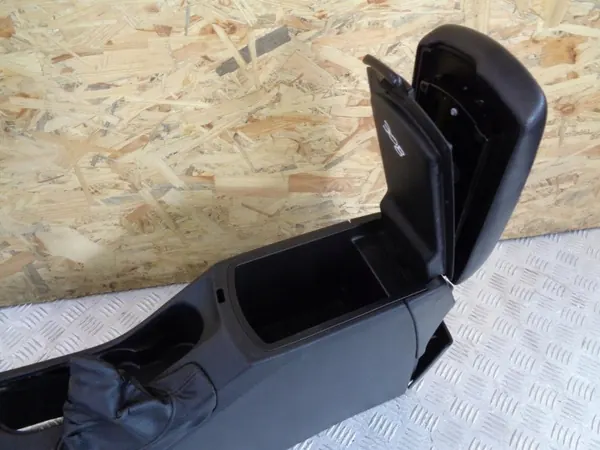 OEM 9660529477 Mittkonsol armstöd Peugeot 308 I image 8