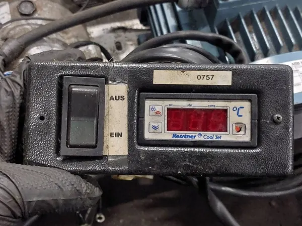 Unité de refroidissement Mercedes Vito W638 MT90L24-4 00726208871 image 8