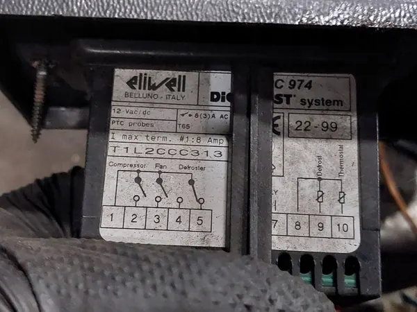 Unité de refroidissement Mercedes Vito W638 MT90L24-4 00726208871 image 9