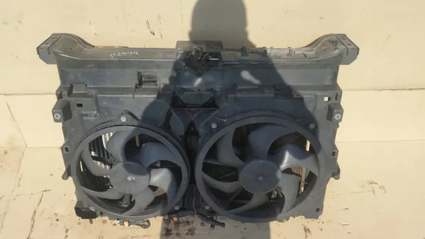 Radiador dianteiro Citroen Jumpy II 07-12 image 2