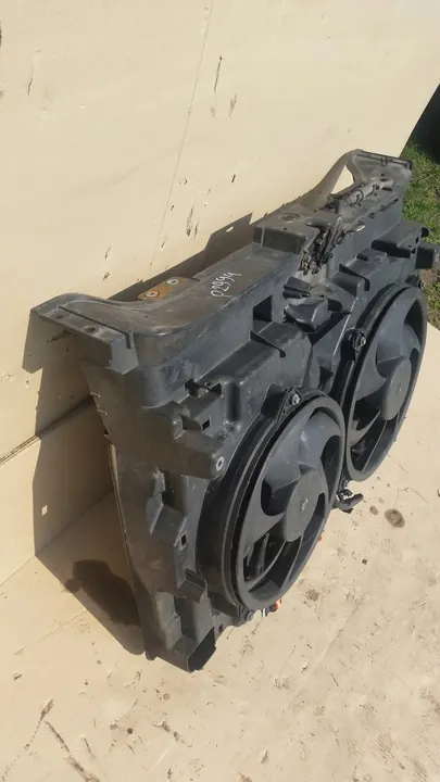 Radiador dianteiro Citroen Jumpy II 07-12 image 3