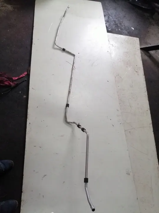 Conjunto de mangueiras de aquecimento traseiras Volkswagen Sharan II 7N OEM XRA3115 image 2