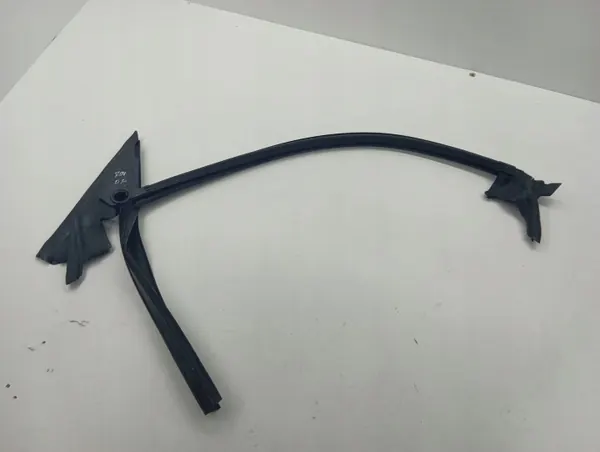 OEM 4G8837480 Voor rechter deur raamrubber Audi image 2