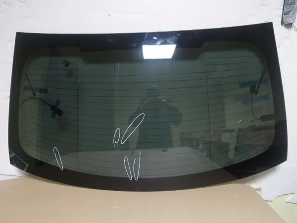 Mercedes A-Klasse W177 Heckkarosserieglas OEM A1776707000 image 2