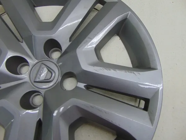 Pieza Abarth usada OEM 403156136R para Dacia Sandero image 4