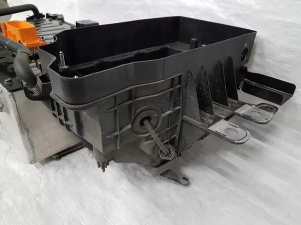 Batería Renault OE OEM 295101682R - 500Ah Usada image 5
