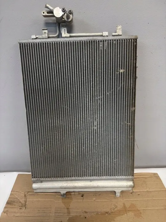 Gebruikte AC-condensor OEM 30794562 Volvo V40 2 image 2